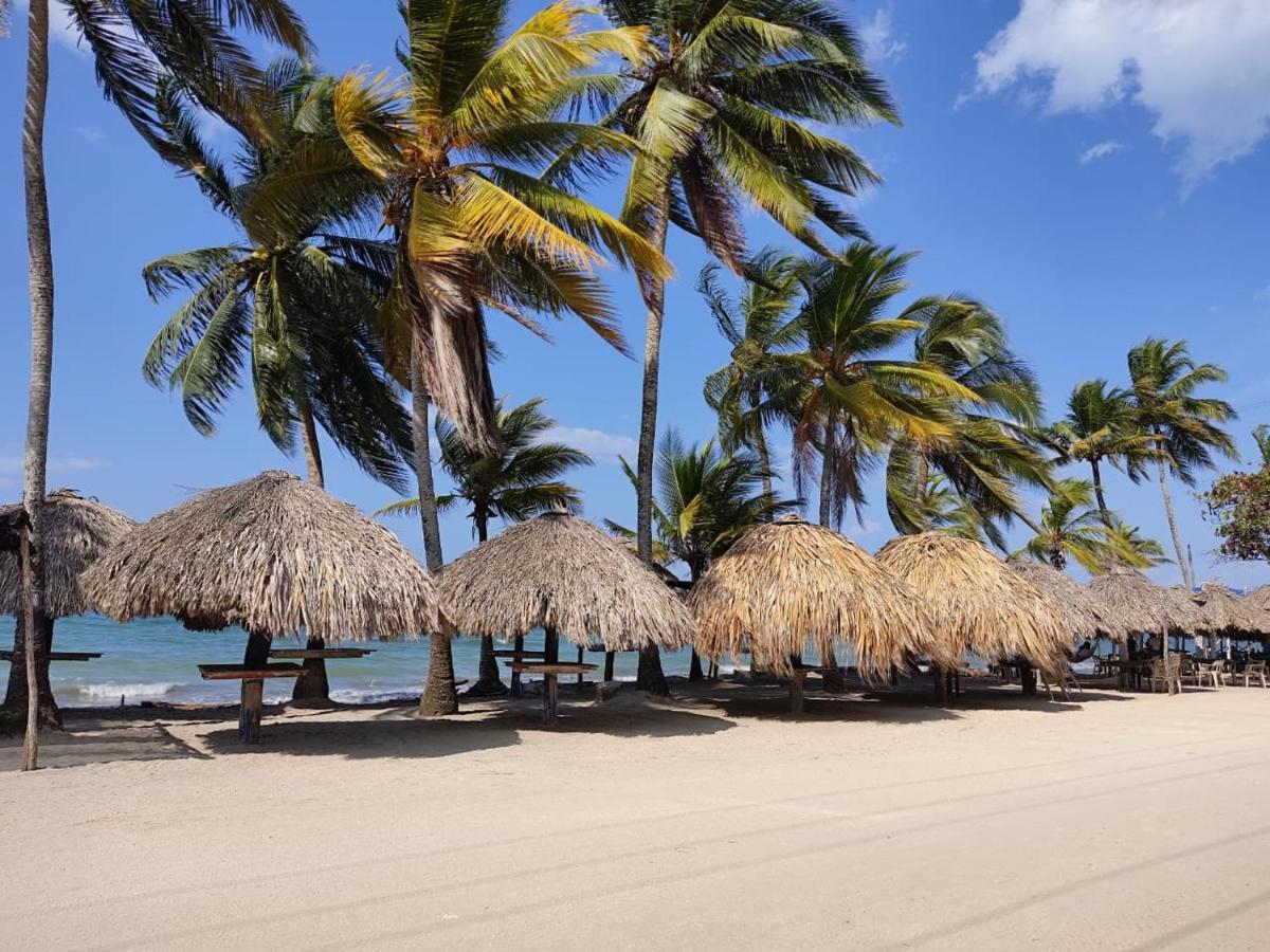 Palma Grande Hotel Ковеньяс Екстер'єр фото